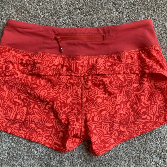 Lululemon Women's Speed Short, 2017 Seawheeze Chop Chop Grapefruit, size 4 NWOT - Picture 2 of 5